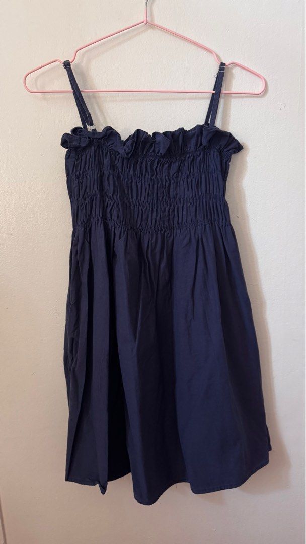 Dark denim dress kids (Category: Babies & Kids Fashion) located in Makati City. Submitted by thriftyfive (Listing ID 1395217973, Image 1). Description: Garterized with side pockets.