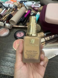 (Category: ) located in . Submitted by destashingmycloset (Listing ID 1395348108, Image 1). Description: .