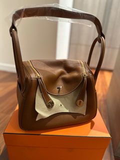 (Category: ) located in . Submitted by shoppercraze0 (Listing ID 1395270703, Image 1). Description: .