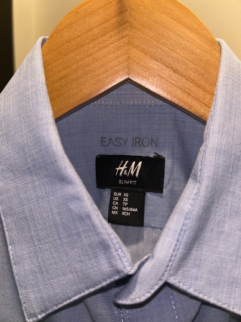 H&m polo (Category: Formal Shirts) located in Quezon City. Submitted by darrenasiddao (Listing ID 1395252152, Image 2). Description: H&m blue polo Size: xs on tag but fits small to medium Size: 19w 27 L Condition: used with care Rfs decluttering.
