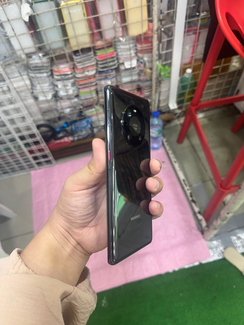 Huawei Mate 40 Pro 256gb FU NTC (Category: Huawei) located in San Juan City. Submitted by keannagadgetph (Listing ID 1395221508, Image 2). Description: Available Units for today's POST! Huawei Mate 40 Pro / 256gb/ FU / NTC VARIANT - good condition - 95% Makinis - good battery - no issue / repair - Any colors available ~ Accepting SWAP / TRADE IN / INSTALLMENT / BINTA UNIT ~ CASH ON DELIVERY METRO MANILA / LBC PAYMENT FIRST ~ Store location GREENH