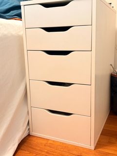 (Category: ) located in . Submitted by ydgaf (Listing ID 1395178702, Image 1). Description: .