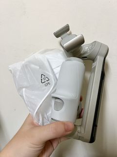 由 imlynncc21 (刊登 ID 1395287417，圖片 1) 提交，位於 的 (類別：)，說明：。