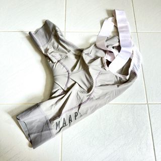 (Category: ) located in . Submitted by ribbons_ (Listing ID 1395195121, Image 1). Description: .