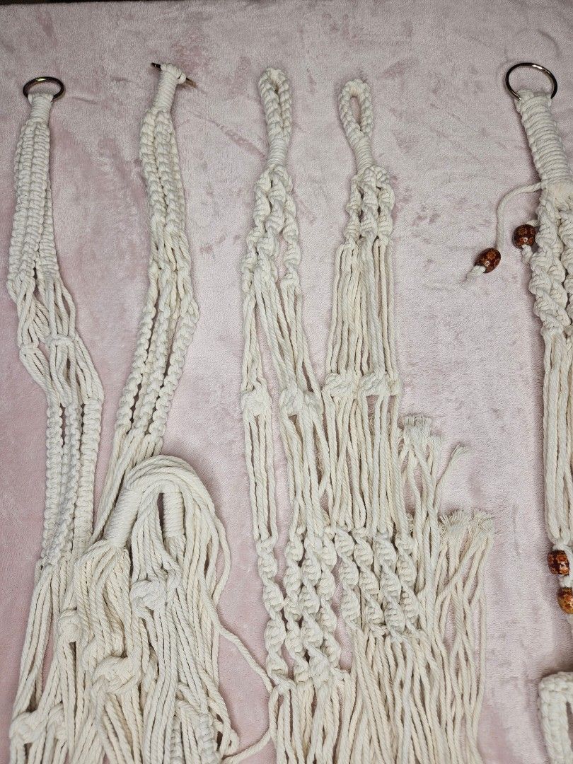 Macrame Hanging Pots (Category: Pots & Planters) located in Santa Rosa. Submitted by fairygalesclothestation25 (Listing ID 1395300937, Image 3). Description: take all 5 pcs.
