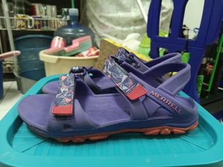 (Category: ) located in . Submitted by topan-pre-loved-st0re (Listing ID 1395232221, Image 1). Description: .