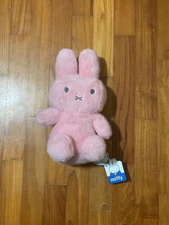 (Category: ) located in . Submitted by peacejoy2021 (Listing ID 1395299808, Image 1). Description: .
