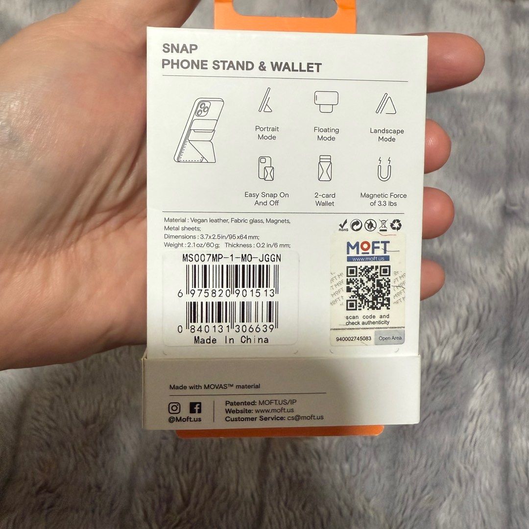Moft Snap-on Phone Stand & Wallet (Category: Mounts & Holders) located in Quezon City. Submitted by jshoppppp (Listing ID 1395221452, Image 3). Description: New, sealed box. Color: Jungle Dimensions: 3.7*2.5*0.23 in/96*65*6mm mm BPI, BDO, Gcash Delivery c/o buyer.