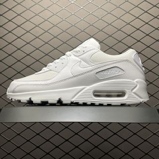 Nike white shoes 39 air max For Sale Women's Fashion Carousell