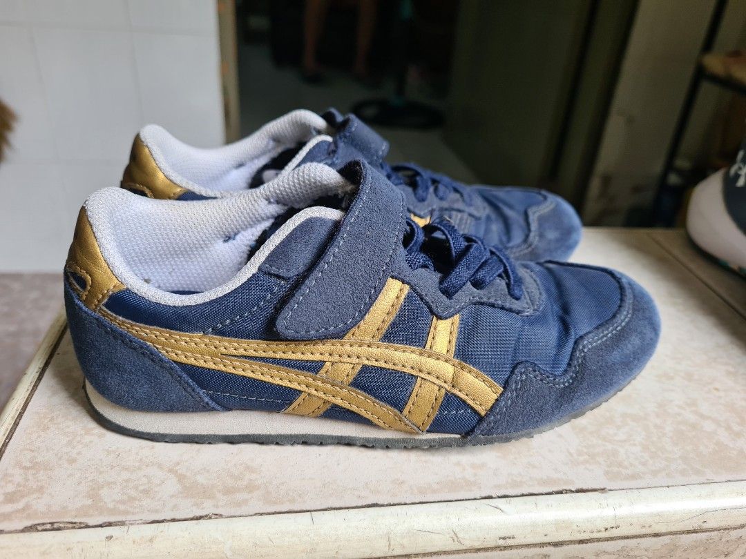 Original Onitsuka Tiger shoes (Category: Babies & Kids Fashion) located in Rizal. Submitted by rjps13 (Listing ID 1395214513, Image 3). Description: brand: Onitsuka Tiger size: 19.5cm color: blue issue: needs cleaning price: slightly negotiable with box and paper bag: picture to follow.