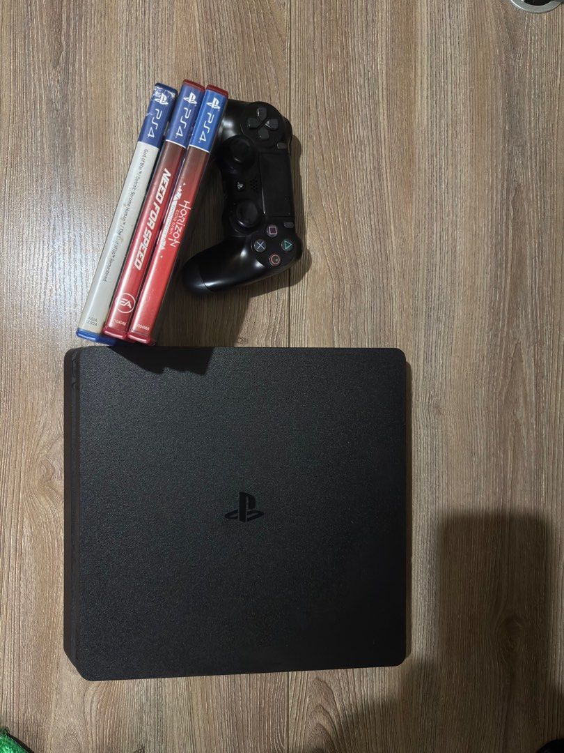 PS4 Slim 500gb (Category: PlayStation) located in Quezon City. Submitted by jecojec (Listing ID 1395192387, Image 3). Description: PS4 Slim complete with wires + HDMI + 1 console with 4 Games System Software: 13.50 Updated to latest software - Take all for 6,000php !! Per game: - Horizon Zero Dawn |500 - Detroit Become Human | 500 - God of War | 500 - Need for Speed | 500 All 2nd hand. Bulacan / QC / Pasig Meetup around QC and Bulacan for PS4.