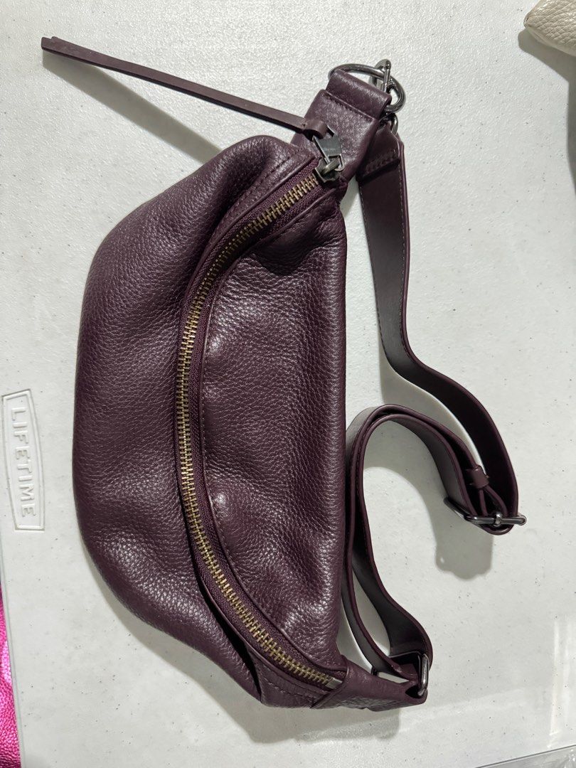 Rebecca Minkoff Belt bag (Category: Cross-body Bags) located in Antipolo. Submitted by mac.bb (Listing ID 1395236866, Image 1). Description: 💯 Authentic Kept unused ✔️ On hand and ready to ship ✔️ Actual pictures posted ✔️ Nice in actual Delivery via lalamove ✔️ All items are available unless marked as “Sold Out” RFS: Decluttering.
