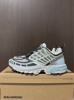 (Category: ) located in . Submitted by sneakerwaffles (Listing ID 1395208729, Image 1). Description: .