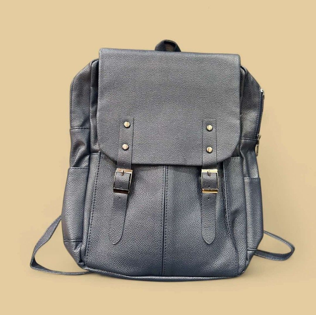 Salvatore Men Leather backpack (Category: Backpacks) located in Manila. Submitted by daniertoystore (Listing ID 1395251356, Image 1). Description: 1k plus srp from SM.