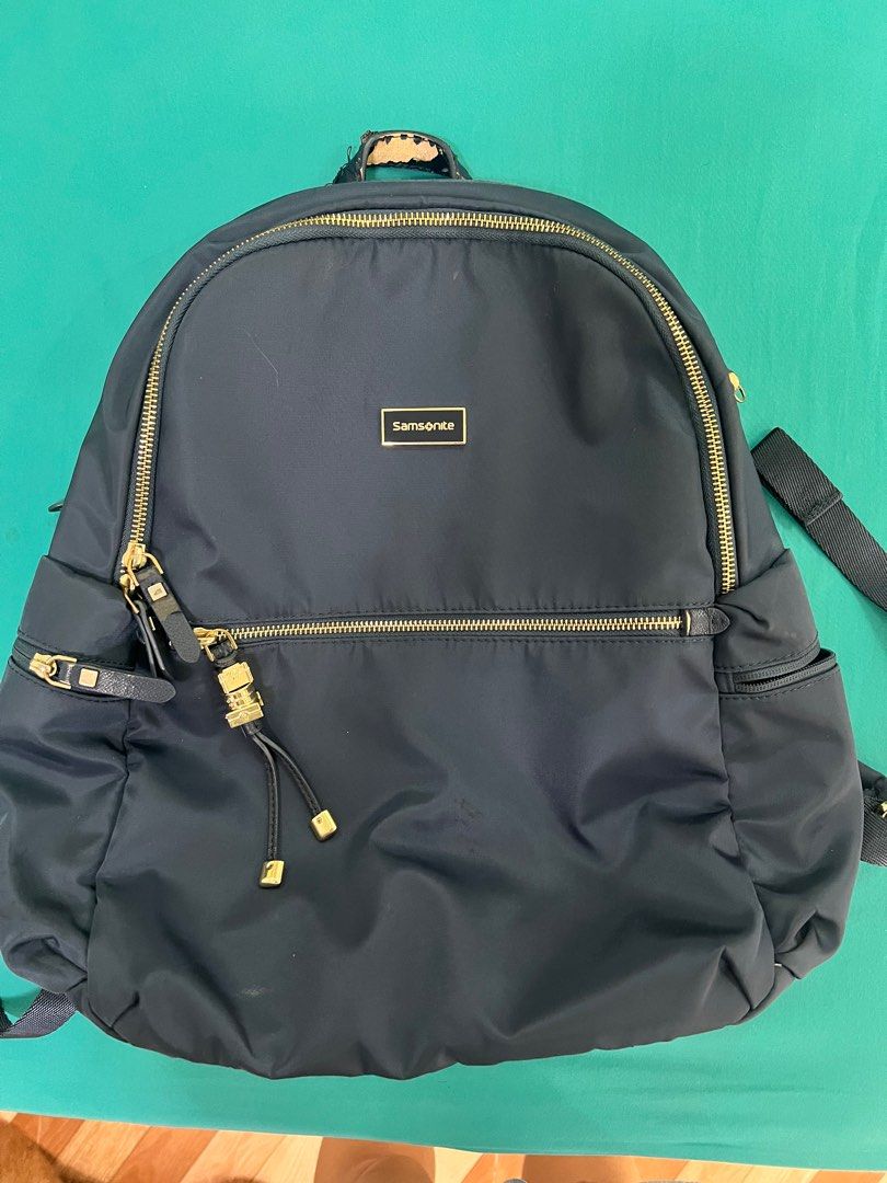 Samsonite Karissa Backpack 15.6" Dark Navy (Category: Backpacks) located in Rizal. Submitted by helomochi (Listing ID 1395208752, Image 1). Description: see link for product details https://www.samsonite.com.ph/samsonite/karissa/backpack-15.6%22/ss-103863-1265.html All goods pa lahat issue lang yung mga peeling ng leather. used for 1.5 yrs.