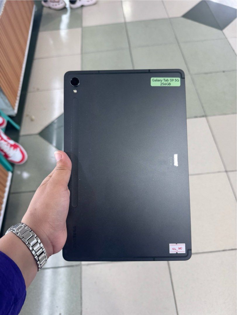 Samsung Tab S9 256gb 5g FU (Category: Android) located in San Juan City. Submitted by keannagadgetph (Listing ID 1395218812, Image 1). Description: Available Units for today's POST! Samsung Tab S9 5G / 256gb/ FU / NTC VARIANT / No pen - good condition - 95% Makinis - good battery - no issue / repair - Any colors available ~ Accepting SWAP / TRADE IN / INSTALLMENT / BINTA UNIT ~ CASH ON DELIVERY METRO MANILA / LBC PAYMENT FIRST ~ Store location GR
