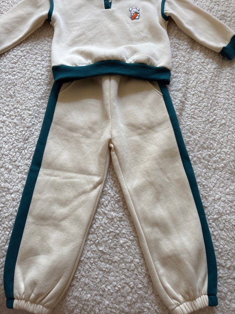 Terno sweater (Category: Babies & Kids Fashion) located in Makati City. Submitted by thriftyfive (Listing ID 1395224728, Image 2). Description: Perfect for cold weather 7t on tag.
