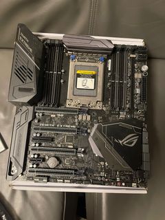 Dos placas base (sin CPU probado, estado desconocido)