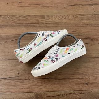 (Category: ) located in . Submitted by lusuhbundlestore1 (Listing ID 1395167455, Image 1). Description: .