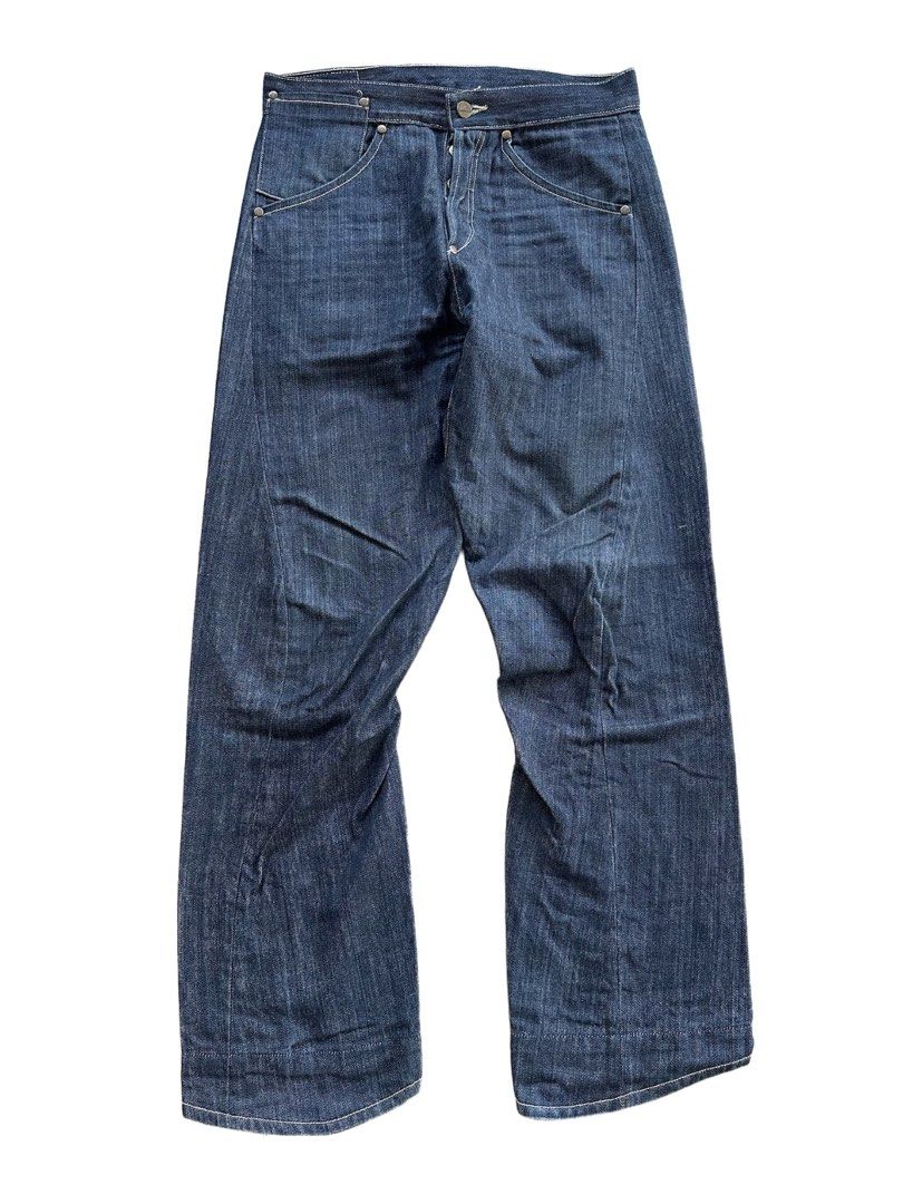 (W31) Vintage Edwin E Function Buckle Back Function (Category: Jeans) located in Shah Alam. Submitted by amarjai (Listing ID 1395282305, Image 1). Description: Size: W31 L39 Overall Condition: 9/10 Refer photos for more details! Accept reasonable offers ✌🏻 If you have any questions or you need more photos feel free to ask. Shipping by J&T Express (RM10) Thank you for your visit! Hit the follow button for more updates! 🫶🏻.
