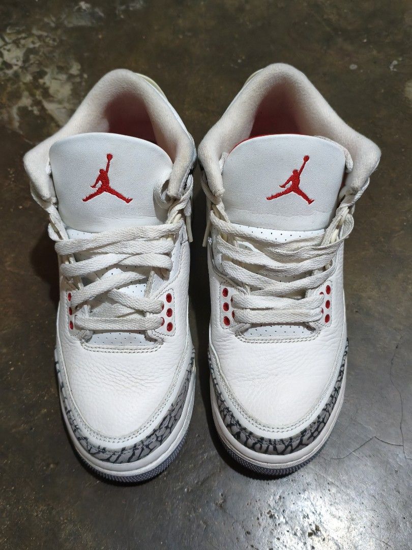 Air Jordan 3 Retro White Cement (Category: Sneakers) located in Las Pinas. Submitted by thethrifthabit (Listing ID 1395404930, Image 2). Description: NAPAKASOLID PA NYAN size: EUR 38, CM 24, BR 36 2x lang nagamit/NO ISSUE NEGOTIABLE IF SURE BUYER balik ko pera mo if proven fake ‼️NO BOX‼️ rfs: NEED MONEY.