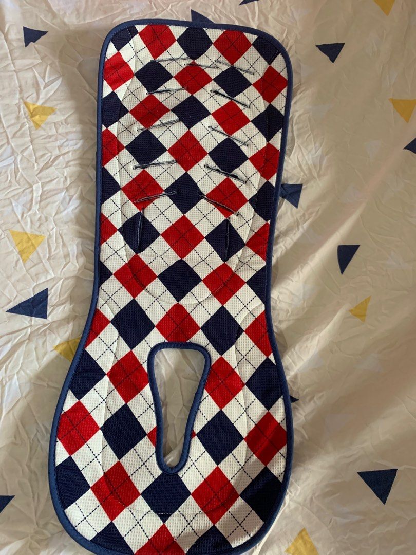 Aprica Stroller Seat Liner (Category: Strollers) located in Paranaque City. Submitted by elainegrace22 (Listing ID 1395518832, Image 2). Description: - Aprica stroller seat liner - Stylish argyle pattern - Soft navy blue velvet - Comfortable design with strap openings - Fits most strollers - Provides extra comfort and protection - Easy to clean and maintain - Can also be used in high chair or car seat.