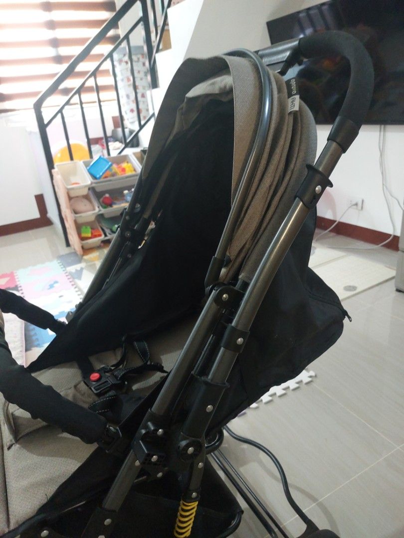 Apruva Baby Stroller (Category: Strollers) located in Manila. Submitted by mini_closet_shoppe (Listing ID 1395504940, Image 3). Description: - baby stroller - Sleek design with sunshade - Comfortable seat - Foldable for easy storage and transport - Neutral color scheme - Safety harness included - Suitable for everyday use.