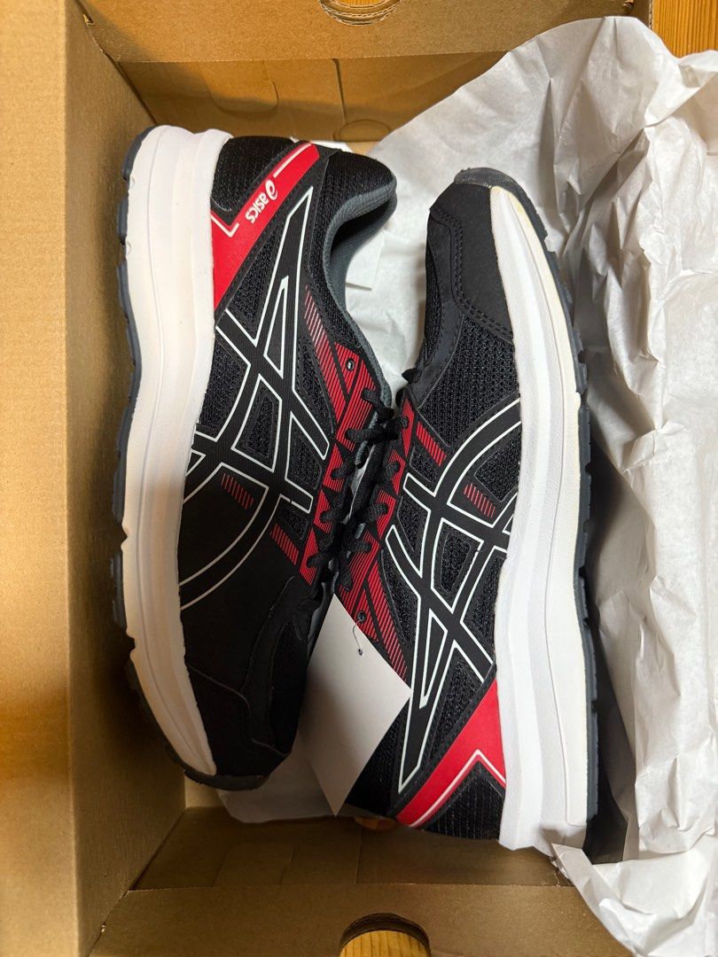Asics Gel-Contend 8 Black/Red Running Shoes - Size 10 (Category: Sneakers) located in Singapore. Submitted by goodstuff38 (Listing ID 1395465663, Image 1). Description: - Brand new Asics Gel-Contend 8 running shoes - Stylish black and red design - Size: US 10, EUR 44 - Comes with original box and packaging - Made in Cambodia - Suitable for running and casual wear.
