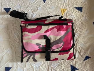 (Category: ) located in . Submitted by elainegrace22 (Listing ID 1395519253, Image 1). Description: .