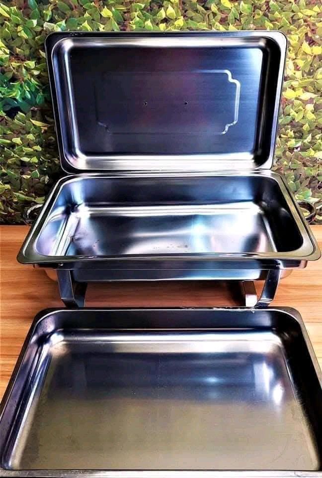 chaffing dish 12L (Category: Food Organization & Storage) located in Manila. Submitted by asstditems (Listing ID 1395354709, Image 3). Description: 990--single (12 L) 1200--double(12 L) Same day delivery via Lalamove Location: Manila Mop: Cod/Gcash payment.