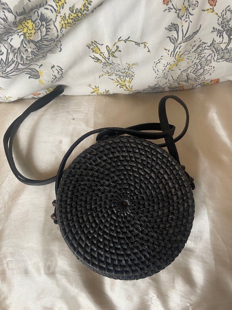 Black Round Rattan Crossbody Bag (Category: Cross-body Bags) located in Pasig City. Submitted by restyle_collection (Listing ID 1395416364, Image 2). Description: Open for Negotiation. This was purchased in Indonesia. .