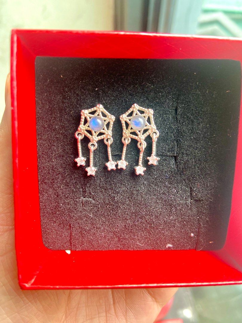Dreamcatcher with Labradorite earrings (Category: Earrings) located in Quezon City. Submitted by soberanozar (Listing ID 1395527904, Image 3). Description: ✨🌙 Dreamcatcher with Labradorite in S925 Needle earrings🌙✨ This piece is more than just jewelry—it’s a talisman. The dreamcatcher symbolizes protection, filtering out negativity and allowing only light and wisdom to flow through. Paired with Labradorite, the stone of transformation and intui