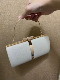 (Category: ) located in . Submitted by meshi_ (Listing ID 1395523138, Image 1). Description: .