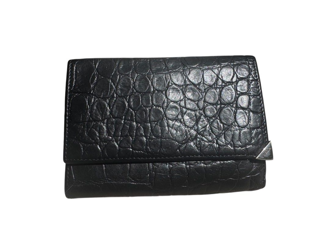 Furla Black Leather Wallet (Category: Luxury Bags & Wallets) located in Lingayen. Submitted by lux_thrift (Listing ID 1395363068, Image 3). Description: Furla wallet - Black color - Crocodile-embossed leather exterior - Secure zip and snap closures - Multiple card slots - Bill compartments - Compact design - Ideal for everyday use trifold with coin zipped compartment .
