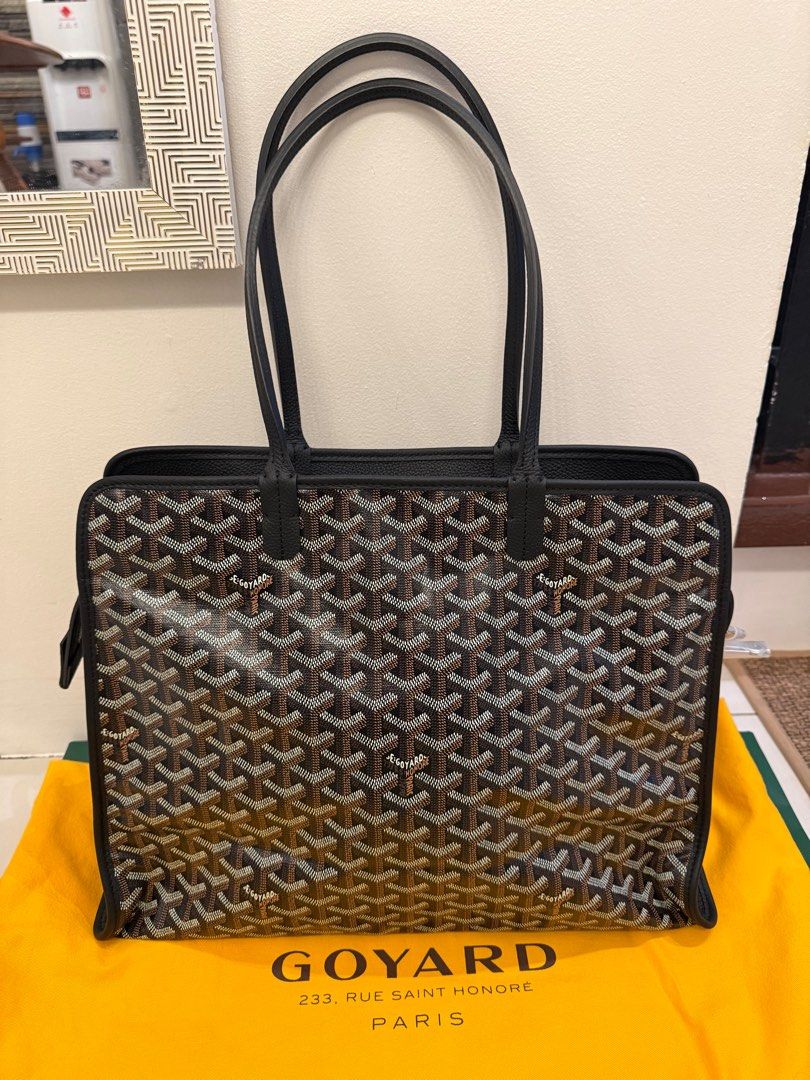 Goyard Sac Hardy black (Category: Luxury Bags & Wallets) located in Cebu City. Submitted by simplyjoyce (Listing ID 1395355410, Image 1). Description: Brandnew and store fresh Goyard Sac Hardy Black Complete inclusions 100% original or triple your money back guarantee. Cebu City onhand.