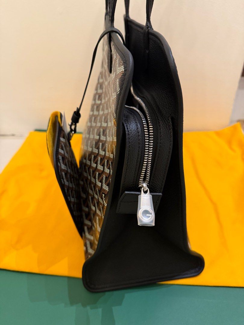 Goyard Sac Hardy black (Category: Luxury Bags & Wallets) located in Cebu City. Submitted by simplyjoyce (Listing ID 1395355410, Image 3). Description: Brandnew and store fresh Goyard Sac Hardy Black Complete inclusions 100% original or triple your money back guarantee. Cebu City onhand.
