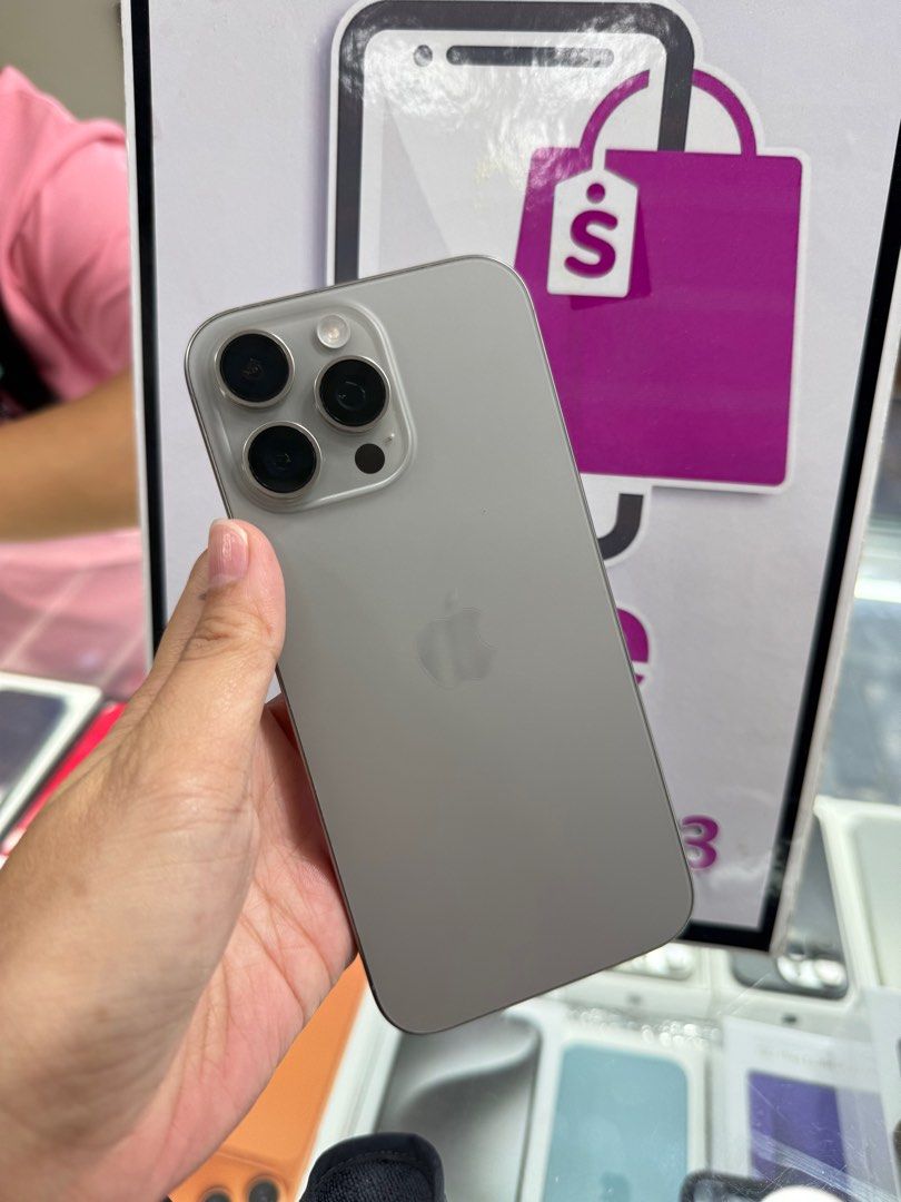 iphone 16 pro max 256gb dual sim good as new (Category: iPhone 16 Series) located in Antipolo. Submitted by vine_gadget_shop (Listing ID 1395473185, Image 1). Description: iphone 16 pro max 256gb dual sim good as new complete package factory unlocked pick up store greenhills shopping center we accept trade in we accepy credit card and ggives installment we do cod and door to door we ship nationwide for fast transaction call 09277368323 look for v