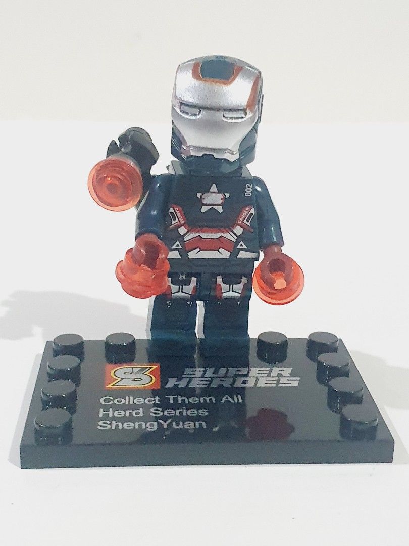 Ironman mini lego (Category: Lego & Building Sets) located in Las Pinas. Submitted by cherry_luvs_dresses (Listing ID 1395463122, Image 3). Description: good as new collectible super discounted price.