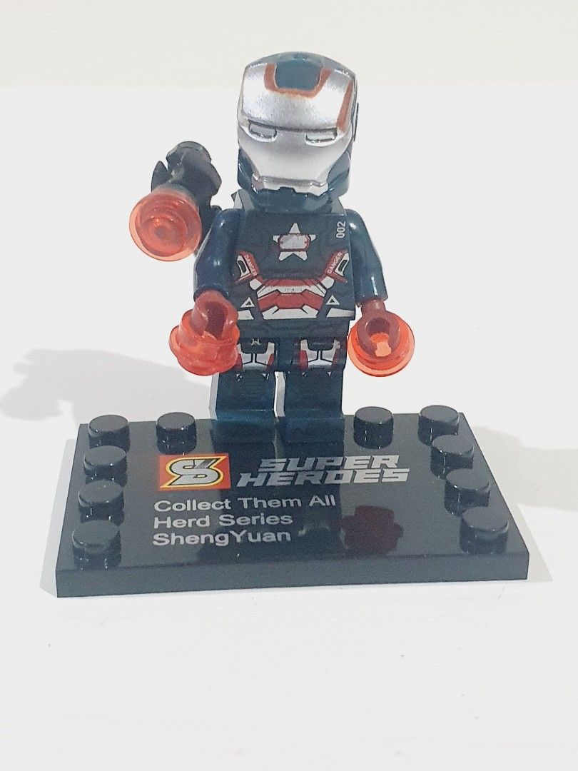 Ironman mini lego (Category: Lego & Building Sets) located in Las Pinas. Submitted by cherry_luvs_dresses (Listing ID 1395463122, Image 2). Description: good as new collectible super discounted price.