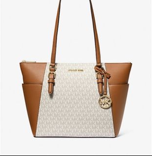 (Category: ) located in . Submitted by aristocracy (Listing ID 1395425728, Image 1). Description: .