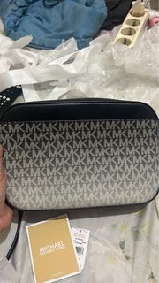 (Kategori: ) berada di . Dikirim oleh itsyipreloved (ID iklan 1395463571, Gambar 1). Deskripsi: .