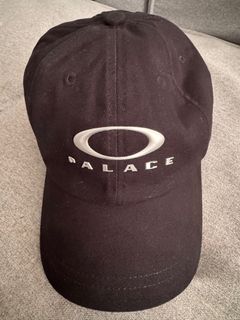 PALACE Fukuoka Trucker Cap 