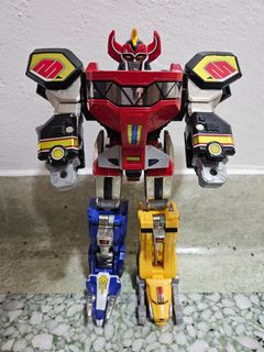 Mighty Morphin power rangers Crocs chams, Hobbies & Toys, Toys & Games ...