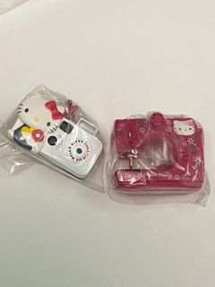 全新稀有Sanrio正版Hello Kitty 50週年吊飾扭蛋64194529288193110