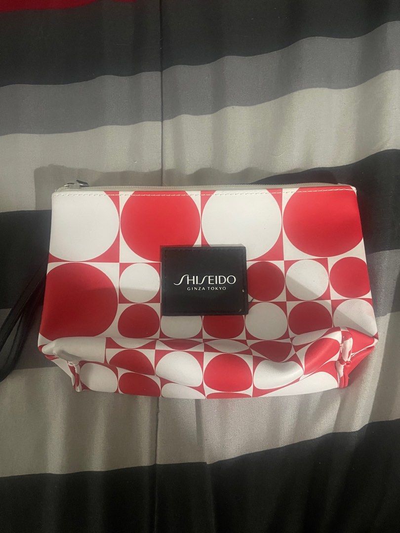 Shisheido make up pouch/bag (Category: Makeup) located in Manila. Submitted by bedlambuzz (Listing ID 1395471671, Image 1). Description: .