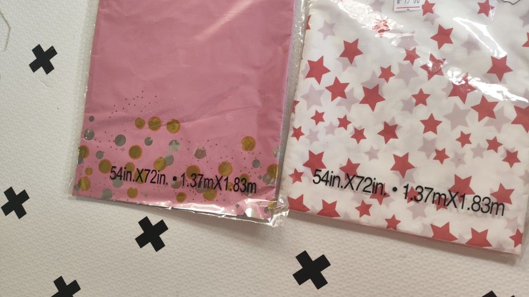 Table Covers 🩷 (Category: Table Linen & Textiles) located in Taguig. Submitted by cleanupmomma (Listing ID 1395506113, Image 2). Description: Please take time to read ♥️ Take All Brandnew wysiwyg.