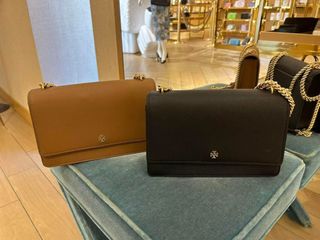 （分類：）位於 。 由 hanabeauty_ 提交（商品編號 1395483254，圖片 1）。簡介： 。