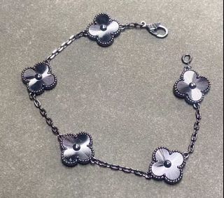 Van Cleef & Arpels Alhambra四葉幸運系列 五枚墜四葉草 五花 手鏈 女款 黑色64226446028161110