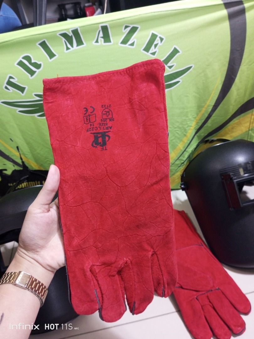 welding gloves (Category: Construction Tools & Equipment) located in Taguig. Submitted by trash_binmanufacturer (Listing ID 1395355631, Image 2). Description: ✅ Guaranteed lowest price ✅ Quality products ✅ Big discount for bulk orders ✅ 100% LEGIT TRUSTED SUPPLIER! ✅ With Complete Legal Documents ✅ BIR Registered We Supply All Kinds Of PPE Supplies, Raincoat, Hard Hat, Cooler Box, Plastic Trash Bin, Road Barriers, Kayak Boats, Crystal Kayak, Traf