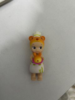 (Category: ) located in . Submitted by cheesek8 (Listing ID 1395482620, Image 1). Description: .